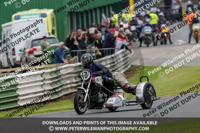 Vintage motorcycle club;eventdigitalimages;mallory park;mallory park trackday photographs;no limits trackdays;peter wileman photography;trackday digital images;trackday photos;vmcc festival 1000 bikes photographs